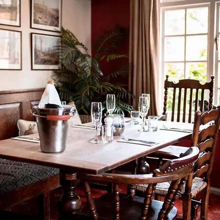 The Wellington Heifer 노샐러톤